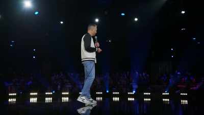 And she was like,
"Oh, that's a good choice." - Nate Bargatze: Hello World