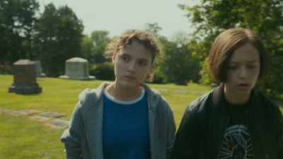 And when she wasn't
fighting with my dad, - Paper Girls