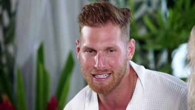 AND SHE'S ALWAYS BEEN REALLY
ACCURATE ABOUT WHO YOU DATE, - Love Island