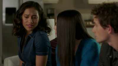 And she's back because
she wants to find out - Pretty Little Liars: The Perfectionists