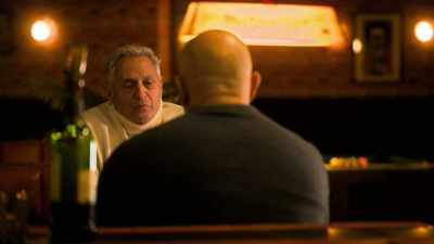 And that ship would send in - Ross Kemp: Mafia and Britain
