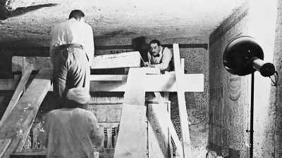 And so, I think it was also
the stress of, - Tutankhamun: Secrets of the Tomb