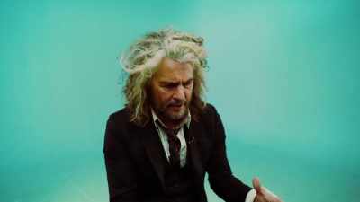 And so, we're
panicking like, oh, - The Flaming Lips Space Bubble Film
