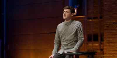 And someone's like, - Alex Edelman: Just for Us