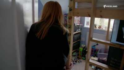 And, Stacey, we will be doing
this bed up for you on the top. - Stacey Dooley Sleeps Over