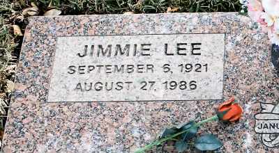 And Stevie also died
on the same day as my father, - Jimmie & Stevie Ray Vaughan: Brothers in Blues