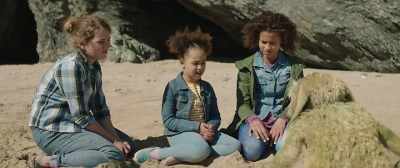 - And stinky.
- Hmm... - Four Kids and It