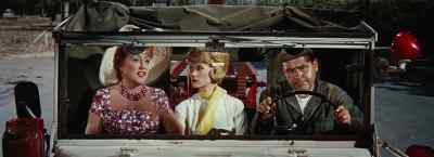 And... Sylvester! It's Sylvester!
Turn around, you idiot! - It's a Mad Mad Mad Mad World