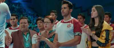 And he takes it too!
Pishori team is unsteady. - Student of the Year 2