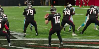 And Taylor will start
out in the gun, here, - Fantasy Football