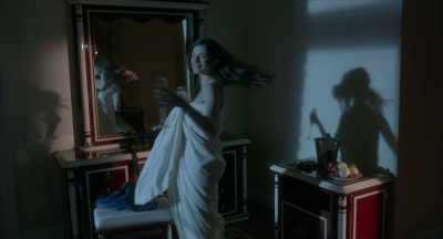 And test my beauty
and praise my beauty. - About Love