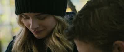 And that must be Sam. - The 5th Wave
