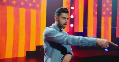 And that's when I realize I'm a darapok.
I'm a scaredy-cat. - Hasan Minhaj: Homecoming King