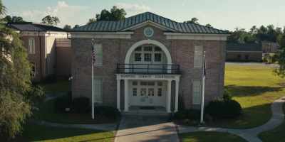 And that's just kind of
how it is around here. - Low Country: The Murdaugh Dynasty