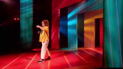 And that's my problem is that
I don't see heartbreak as-- - Rose Matafeo: On and On and On