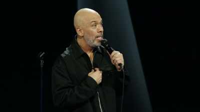And that's when you know
there's Mexicans in here, - Jo Koy: Live from the Los Angeles Forum