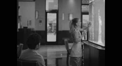 And the audience stood up and said, "Yes, - La Cocina