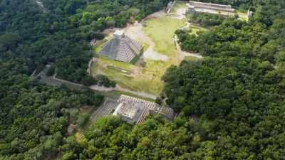 ...AND THE COLOSSAL PYRAMIDS
OF THE MAYA. - Lost Cities of the Amazon