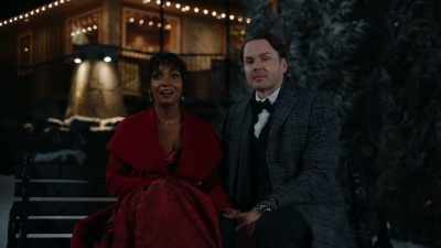 - And the evening
was so memorable - Magic in Mistletoe