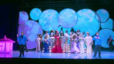 And the first alternate winner
this evening is... - AJ and the Queen