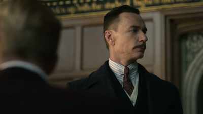 And for the gentleman,
a number 12, soft-boiled. - Jupiter's Legacy