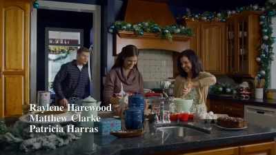 And the holiday menu
is already underway. - Cross Country Christmas