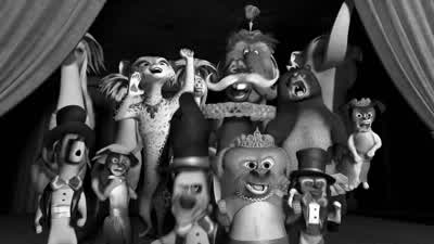And the hoop, she got smaller! - Madagascar 3: Europe's Most Wanted