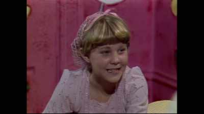 And the host
is gonna be Andy Gibb. - Punky Brewster