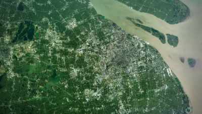 And as the human population
approaches 4.6 billion, - Seven Worlds, One Planet