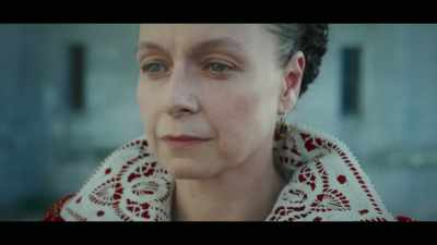 And the Italian... bride. - The Serpent Queen