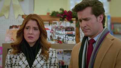 And the kids
are getting really anxious. - A Royal Christmas Holiday