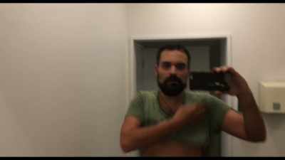 And the last three weeks,
I lost about, like, 8 kg, - There Is No "I" in Threesome