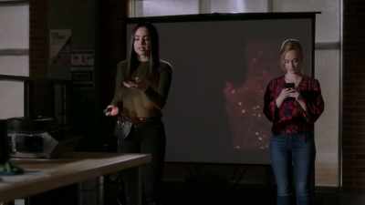 And...the music should cue
at the exact same time - Pretty Little Liars: The Perfectionists