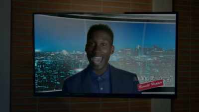 And the mystery slut
is mega pop star - Famous in Love