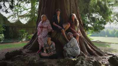 And the naked brigade help
Wing-Kay shake off - Naked Education