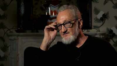And the original ending was
I would just turn to the camera - Hollywood Dreams & Nightmares: The Robert Englund Story