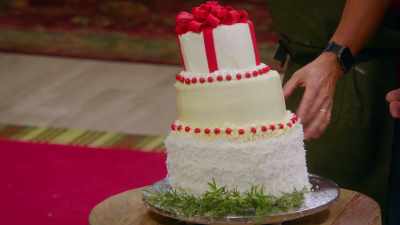 And the past cake
is a coconut cake, - Baking It