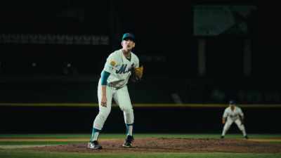 And the pitch to Joe Torre. - Facing Nolan