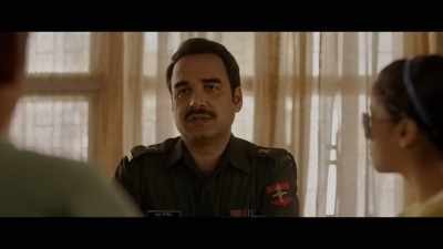 And if the plane doesn't care
who's flying it, - Gunjan Saxena: The Kargil Girl