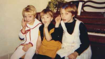 And the three of
us, and my mom, - A Friend of the Family: True Evil