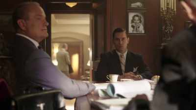 And the villain
in that thriller - The Last Tycoon