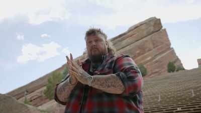 And the way society looks - Jelly Roll: Save Me