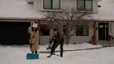 ♪ And while them faithful words we know ♪ - Merry Magic Christmas