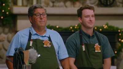 - And then you all made
some seriously hot pies. - Baking It