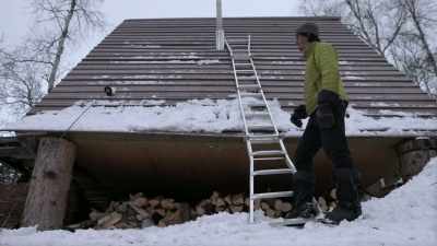 And then, also a
rope to hold myself, - Life Below Zero: Next Generation