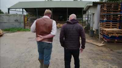 'And then, Andy's maverick attitude - Britain's Tiger Kings - On the Trail with Ross Kemp