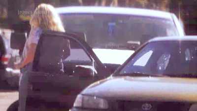 And then she drives to the left, - Floribama Murders