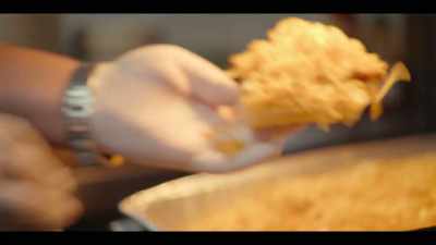 And then, for that unique crunch
that people love, - Street Food: USA