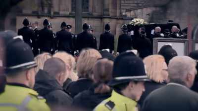 And then he's come out
and shot and killed them both. - The Detectives: Fighting Organised Crime