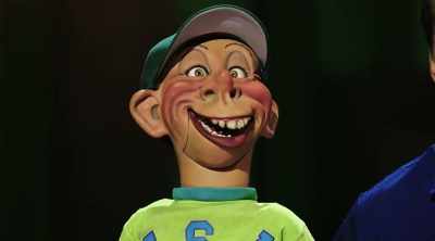 And then I can pull up some chain-link
between the U.S. and Mexico - Jeff Dunham: Relative Disaster